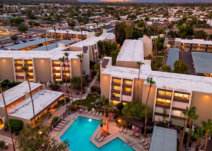 Camelback By Avantstay Apartment