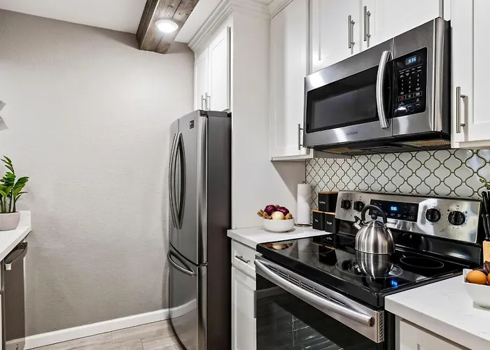 Camelback By Avantstay Apartment *